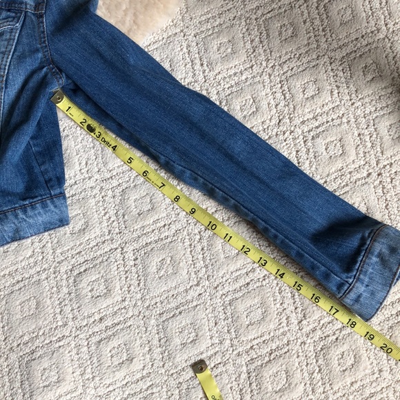 Miss Posh Jean jacket with sweater type hook - Picture 4 of 9